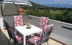 Apartments Jadranka With Magnificent Views Of The Sea - Baska