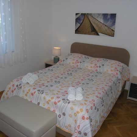 Apartments Jadranka With Magnificent Views Of The Sea - Baska Esterno foto